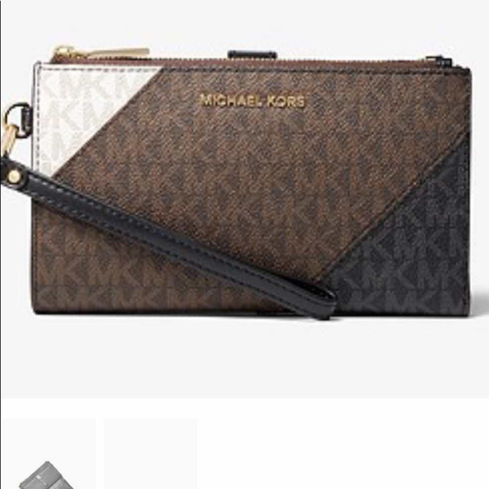 MK wristlet